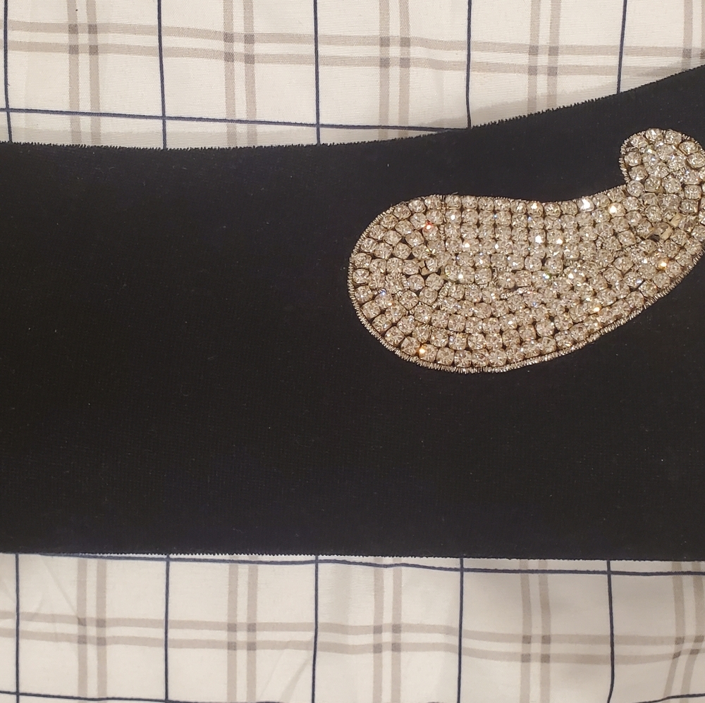 Black jewel.handbag